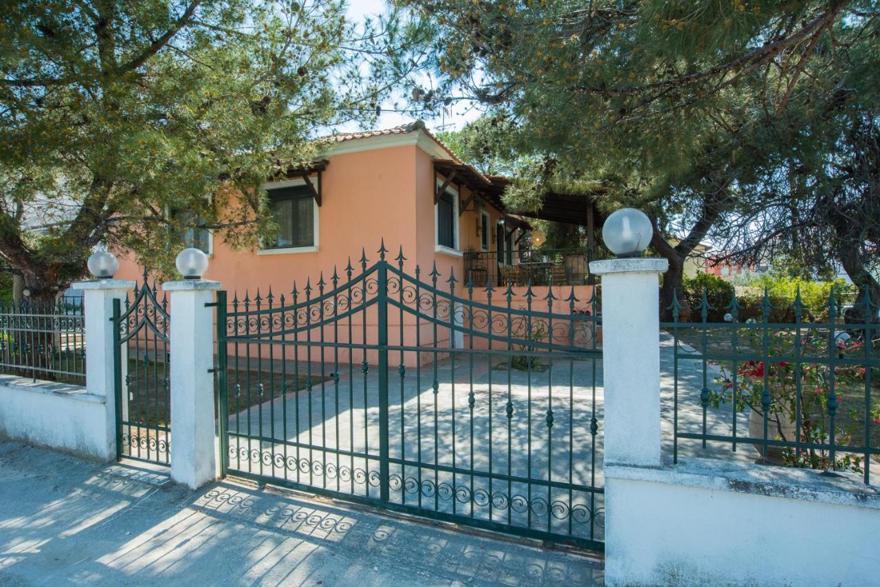 Villa Pefka Nikiti  Esterno foto